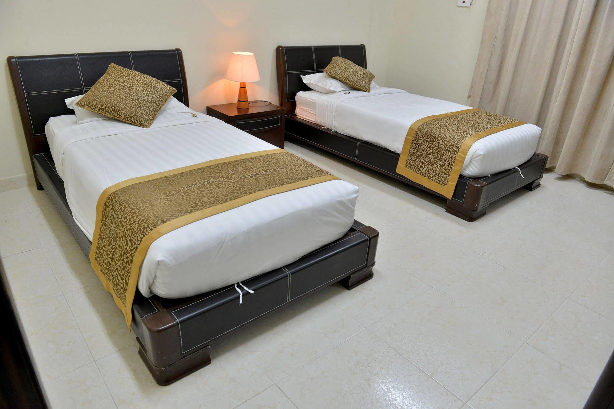 Al Mawasem Al Arbaa Aparthotel Al Al Jubail Dış mekan fotoğraf